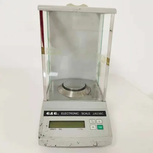 Balances électroniques